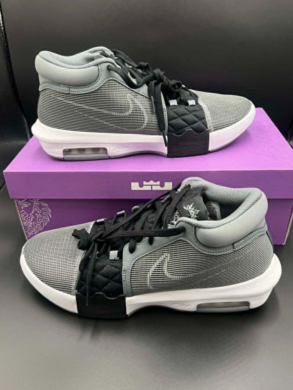 NIKE-LEBRON WITNESS VIII Basketball Shoe-NEW